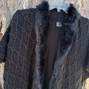 Love token knit cardigan with rabbit fur trim